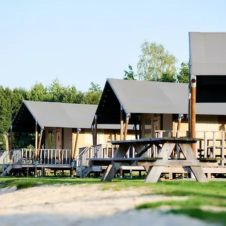 Vakantiepark Sallandshoeve Nieuw-Heeten Exterior photo